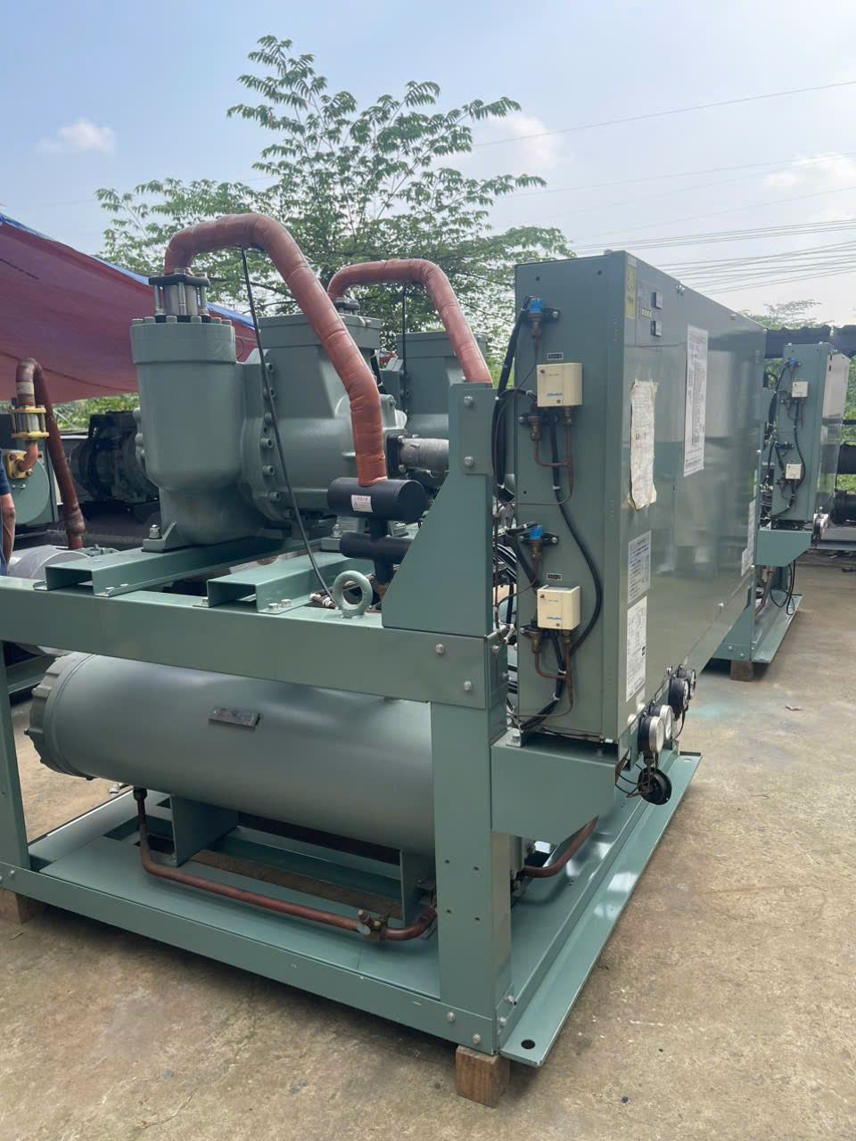 Cho thuê máy chiller HITAICHI 40ASP-Z